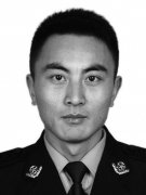 致敬！四川泸县勇救落水儿童牺牲的人民警察蔡松松您一路走好！