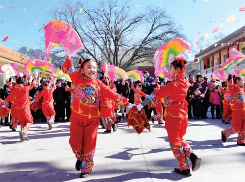 定襄发展农村文化建设 赢来群众点赞