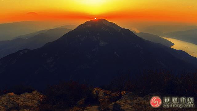 渝推进大都市大三峡大武陵旅游产业格局