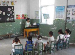 <b>浙江省：丽水市山里娃咋成“歌唱家” 优秀教师愿意在山沟里教学</b>