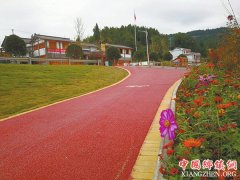 <b>“旅游+扶贫” 阆中乡村游“引来”好日子</b>