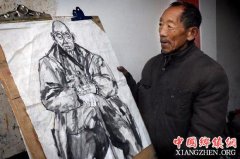 <b>68岁农民在美院当模特“偷学”画画 作品惊艳了许多人</b>