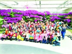 <b>田野里开展自然教育 让同学们不再“五谷不分”</b>