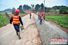 <b>助力精准扶贫 成都高新区创新脱贫攻坚新路径</b>