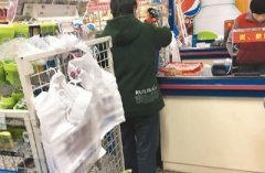 <b>限塑10年喜忧参半 全民环保需多管齐下</b>