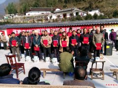 <b>陕西：蔺河镇发动“冬季攻势”决胜脱贫攻坚</b>