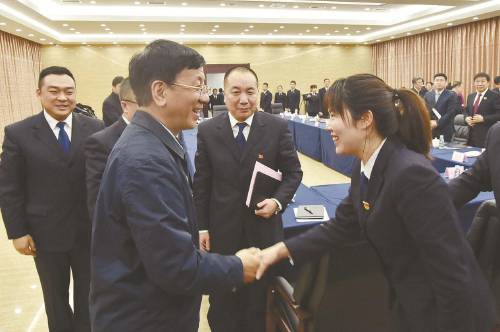 曹建明:全力支持配合深化国家监察体制改革试点工作