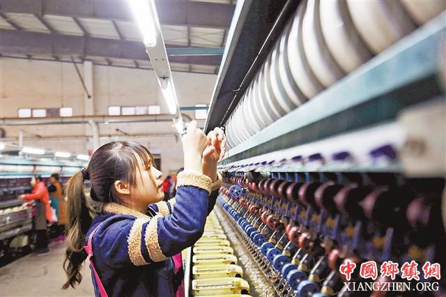 【区县联动】【黔江】“巧媳妇”缫丝 产品销海外【区县联动】“巧媳妇”缫丝 产品销海外