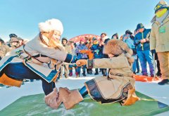 <b>冰雪“伊萨仁”</b>