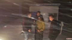 <b>安徽省怀远县兰桥派出所风雪夜救助智障青年</b>