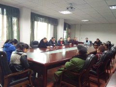 <b>泸州市江阳区工商联携温州商会到石寨镇献爱心</b>