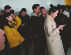 <b>装修骚扰电话不停 男子同时约16家装修公司一起量房</b>