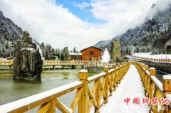 <b>梦幻毕棚沟：“冰火”两重天，却又浪漫惬意</b>