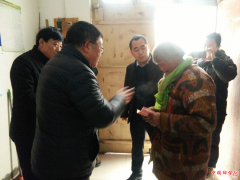 <b>陕西渭南：市民政局领导深入杏林镇走访慰问困难群众</b>
