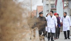 <b>山东滨州：家庭医生进村入户送温暖</b>
