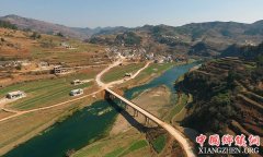 <b>云南寻甸：筑就农村幸福路</b>