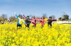 <b>美丽乡村 春色醉人</b>