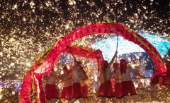 <b>火树银花迎元宵</b>