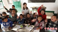 <b>在国家层面建立农村教师公费定向培养制度</b>