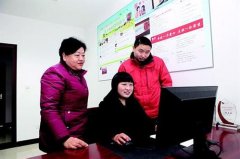 <b>全国人大代表刘发英：让更多农村孩子享受有质量的教育</b>