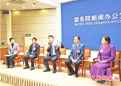 <b>精准施策因地制宜打赢脱贫攻坚战</b>