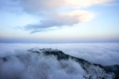 <b>西岭雪山五折门票，享受“反季节”滑雪狂欢</b>