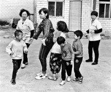 <b>“爱心妈妈”李利娟被刑拘 涉嫌多起欺诈勒索举报</b>