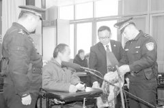 <b>“海归”男以说媒名义骗吃骗喝 为2000多元钱谋财害命</b>