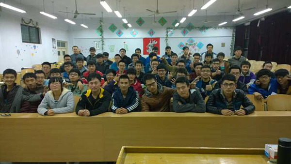 揭秘最牛考研班：不三心二意，努力终有回报