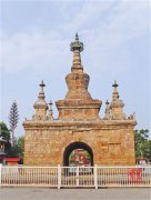 <b>云南昆明：官渡古镇妙湛寺金刚塔</b>