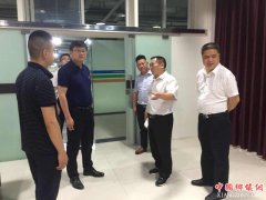 <b>四川泸州：江阳区区长杨长缨视察中国乡镇网及园区入住企业</b>