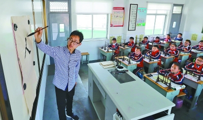 如何让乡镇儿童上好学