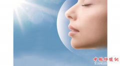 <b>皮肤科专家建议：夏季防晒应留意光敏性物质</b>