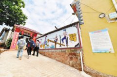 <b>昆明实施贫困村“一村一品”产业推进行动</b>