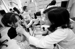 <b>高度近视青少年骤增引人担忧</b>