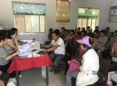 <b>陕西莲花寺镇龙潭村：建立“月固定日”培训制度  助推脱贫攻坚工作得实效</b>