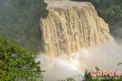 <b>黄果树瀑布迎来今年入汛最大水量</b>