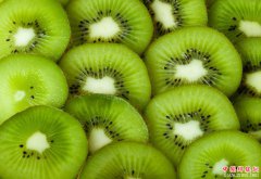 <b>熬夜看球后精神不振？10种食物助你元气满满</b>