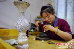 <b>河北遵化：金银器加工创新促就业</b>