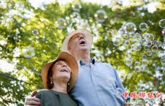 <b>长寿秘诀：爱读书、会喝粥</b>