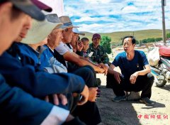 <b>脱贫攻坚一线干部见闻：白+黑连轴转 做梦都在扶贫</b>