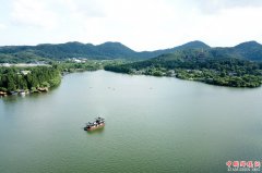 <b>鸟瞰西湖美景</b>