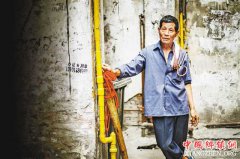 <b>本土电影《最后的棒棒》受追捧</b>