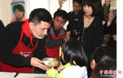 <b>安徽石台：别样扶贫 为孩子打造教育“保护伞”</b>