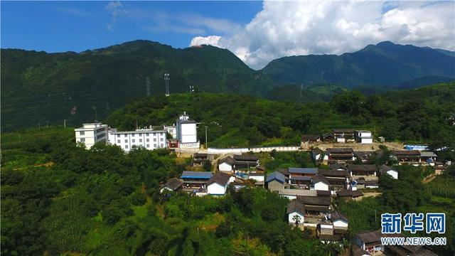 航拍怒江泸水 掠影生态脱贫