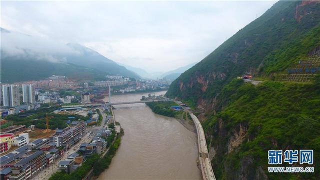 航拍怒江泸水 掠影生态脱贫