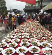 <b>越西县：农文旅一体化发展推动精准扶贫</b>