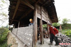 <b>贵州丹寨： 农村住房保障建设让贫困户安居</b>