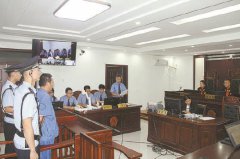 废弃老房子内藏了个重大污染源