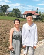 孩子到国外去读书什么年龄出国好?